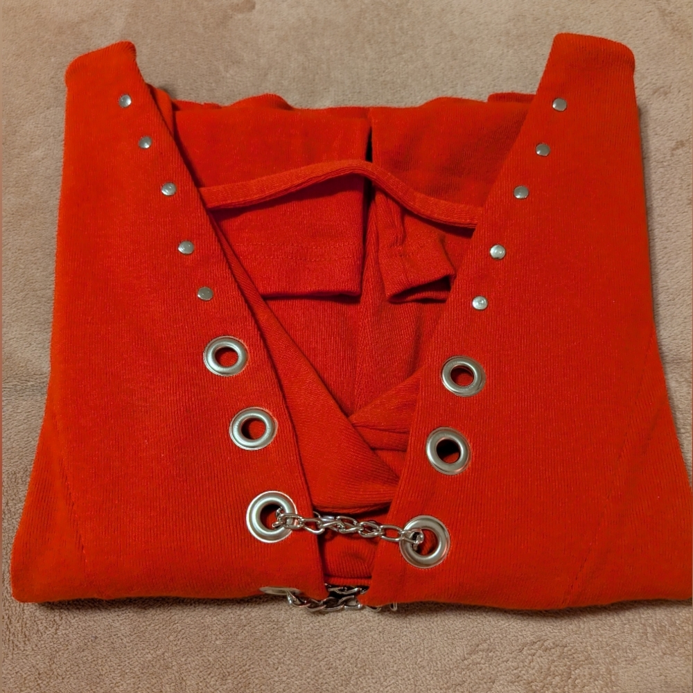 Red Cotton - Chrome Grommets & ⛓️‍💥 Long Sleeve Top - Picture 13 of 13